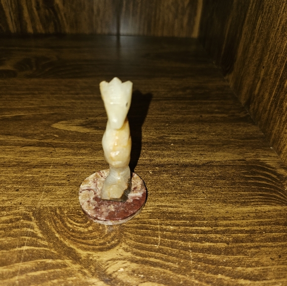 Seahorse figurine - Picture 4 of 6